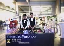 調(diào)酒師培訓(xùn)—佛山南海保時捷車展展翅學(xué)員戶外調(diào)酒實踐